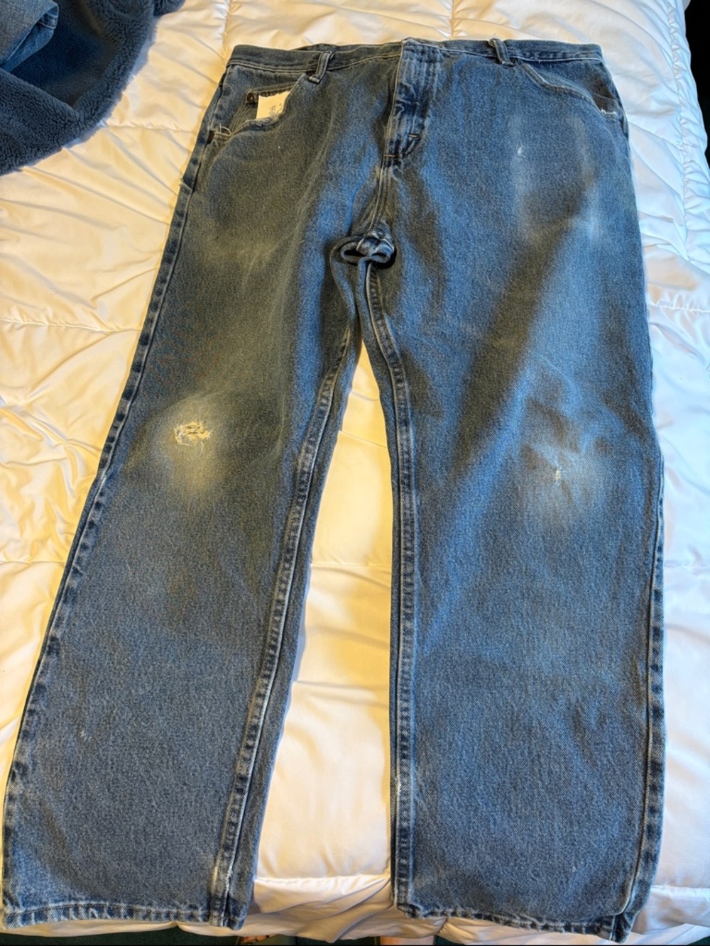 Wrangler Men's Straight Jeans in Faded Blue